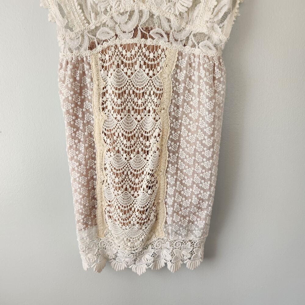 Champagne & Strawberry Anthropologie Crochet Dress Women's L Tan Whimsical Boho - Picture 3 of 15